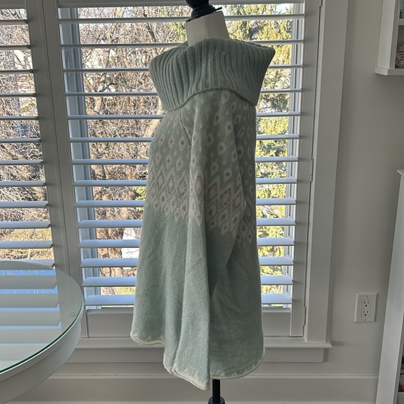RICKI'S Women's Mint Green Fair Isle Cowl Neck Tunic Sweater, Turtleneck Top - Picture 3 of 13